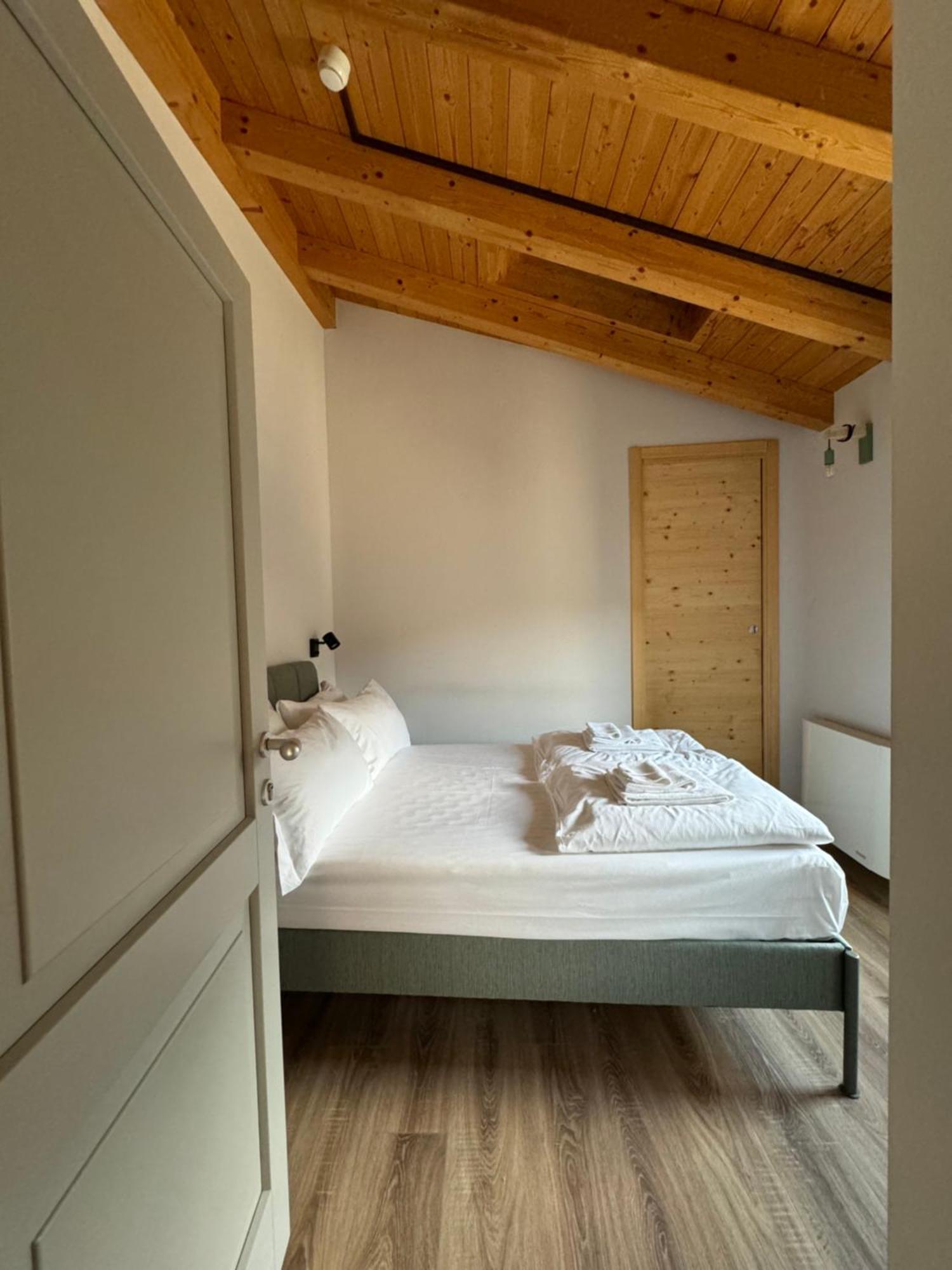 Locanda Via Priula Morbegno Buitenkant foto